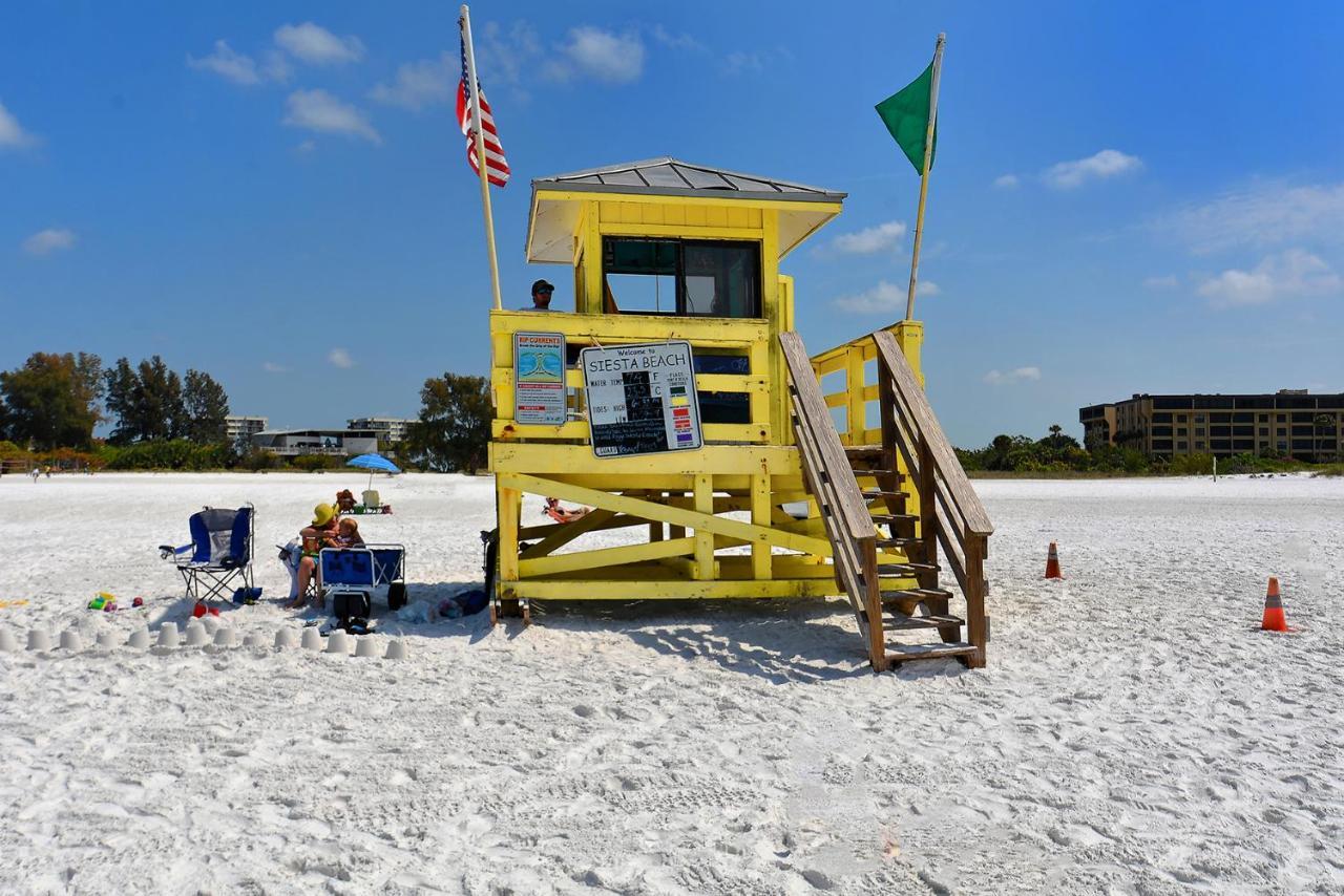Canal 315 - Right In Siesta Key Village! Exterior photo