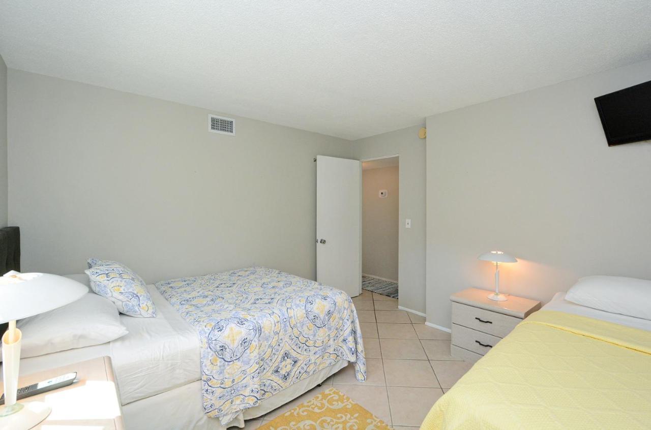 Canal 315 - Right In Siesta Key Village! Exterior photo